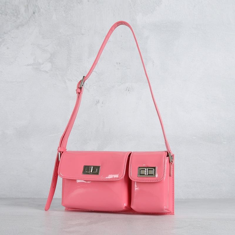 ピンク 本革 スクエア 個性的なバッグ ベルトバッグ 3Wayバッグ