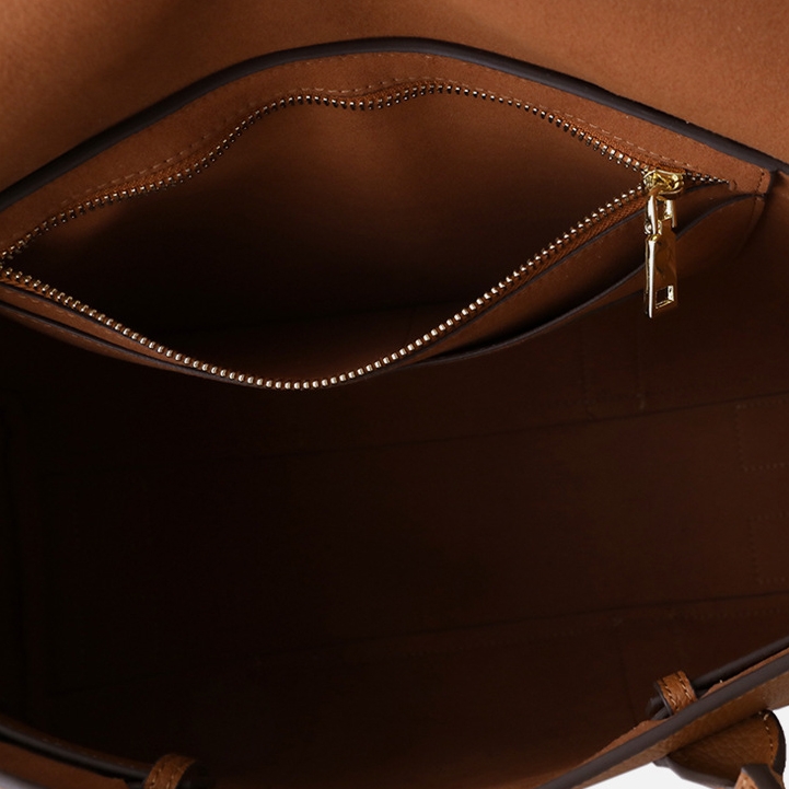 女性の黒革モダンなスタイリッシュな通勤バッグ フラップ ロック トート ハンドバッグ