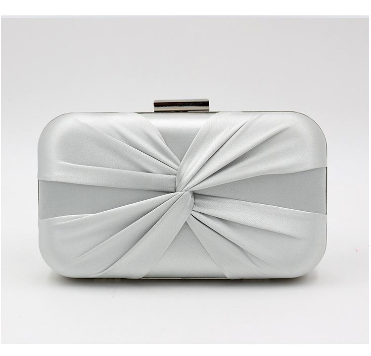 シルバーサテンクラッチ財布エレガントなボックスのイブニングバッグ