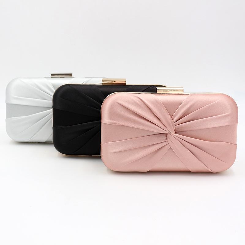 ピンクサテンクラッチ財布エレガントなボックスのイブニングバッグ